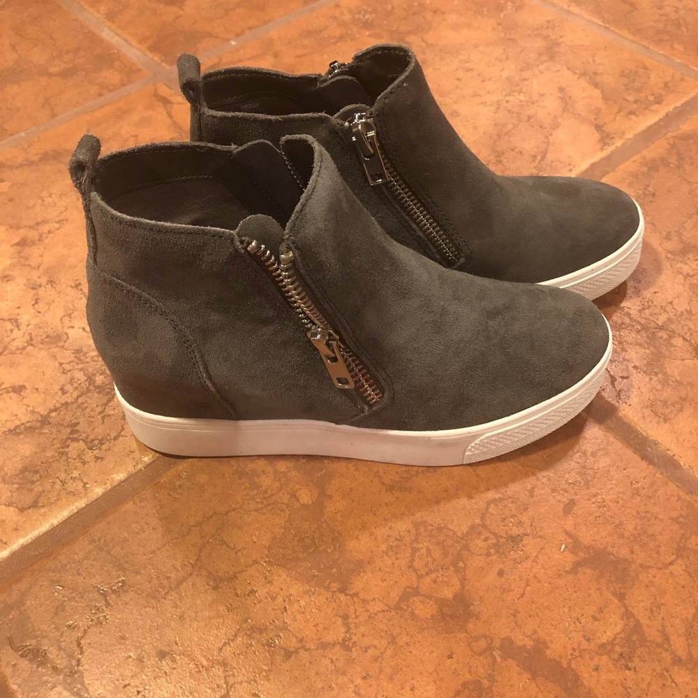BRAND NEW Grey Steve Madden Wedgies Size 6/7 - Picture 5 of 8